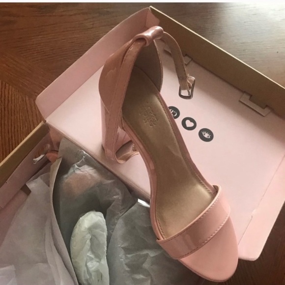 Charlotte Russe Shoes - 🍁New Pink Heels